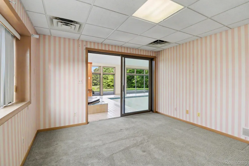 10250 Eagle Road Rose Township, MI 48350