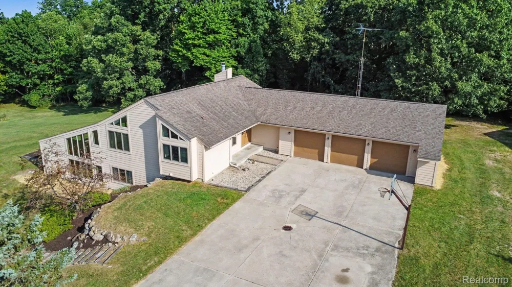 10250 Eagle Road Rose Township, MI 48350