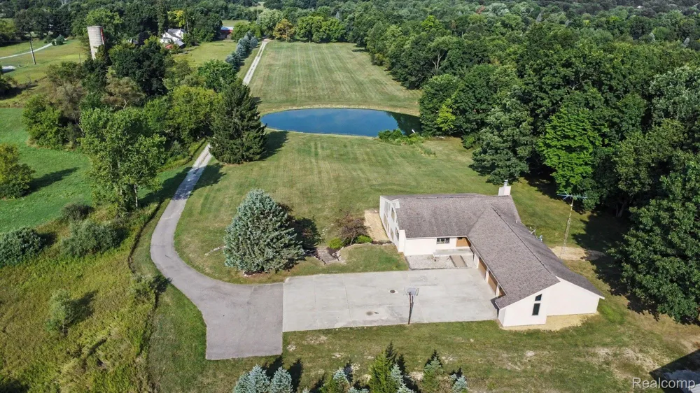 10250 Eagle Road Rose Township, MI 48350
