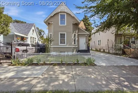 1204 Junction Street