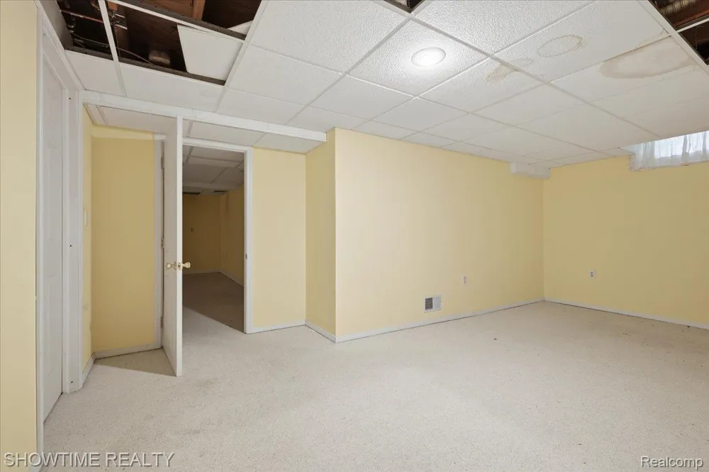 11656 Majestic Court Shelby Charter Township, MI 48315