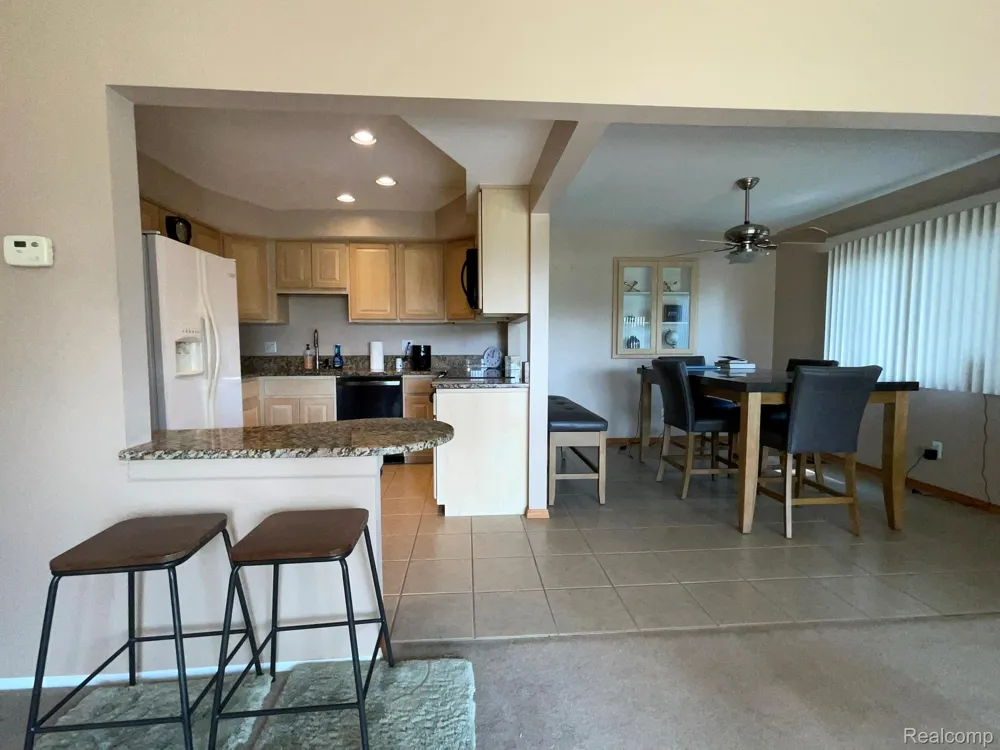 32450 Barclay Square Warren City, MI 48093