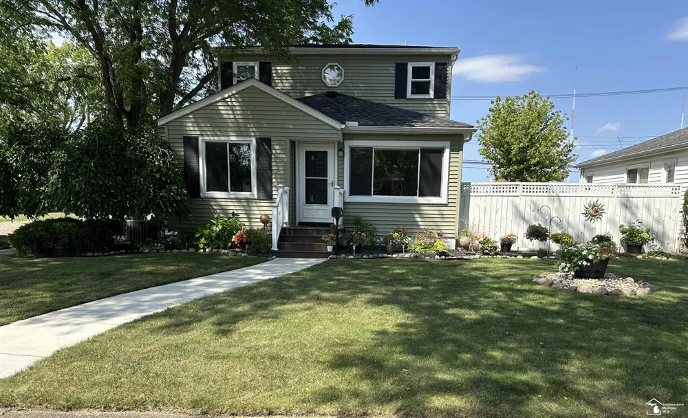 2198 Moran Avenue Lincoln Park City, MI 48146