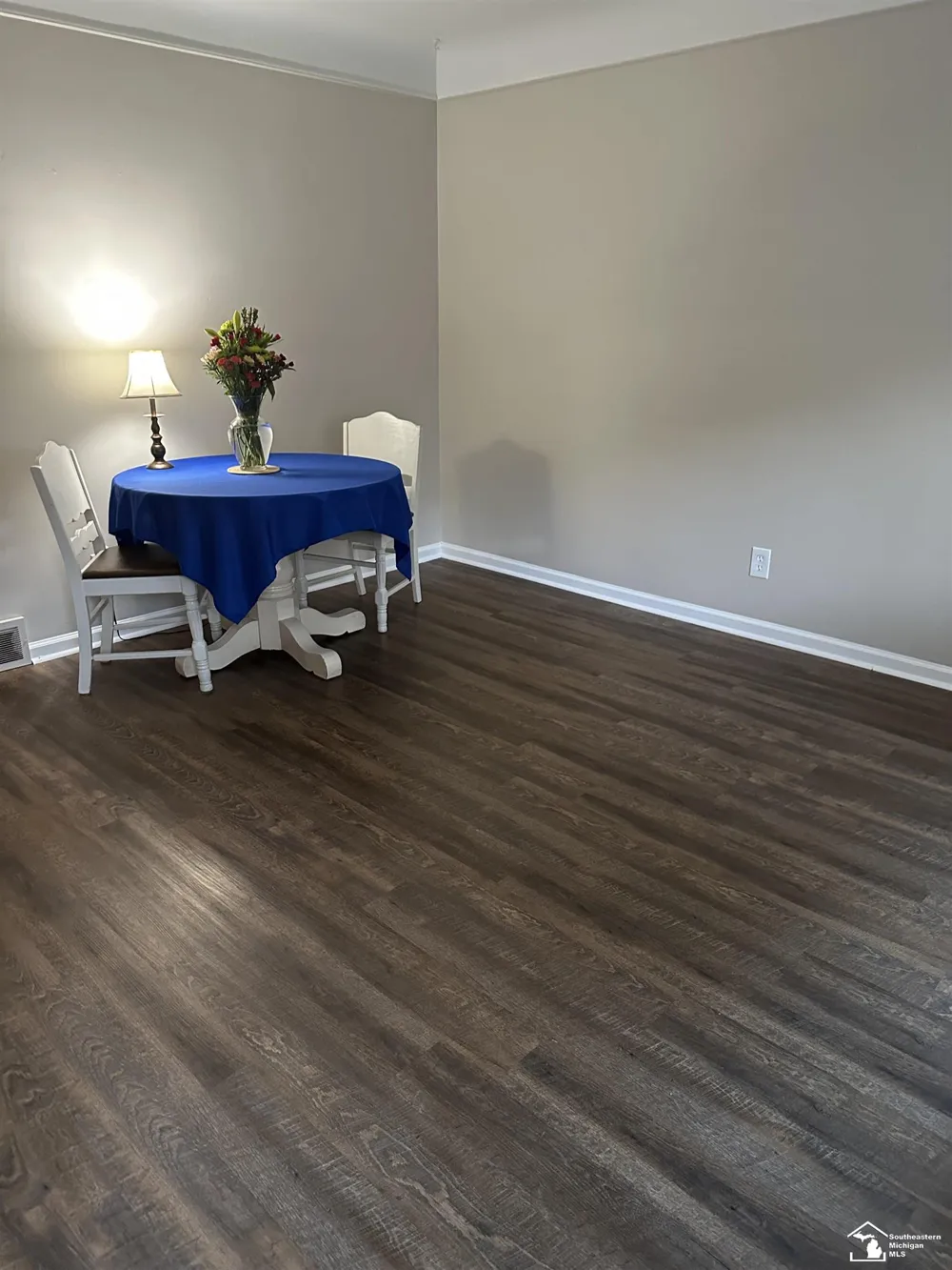 2198 Moran Avenue Lincoln Park City, MI 48146