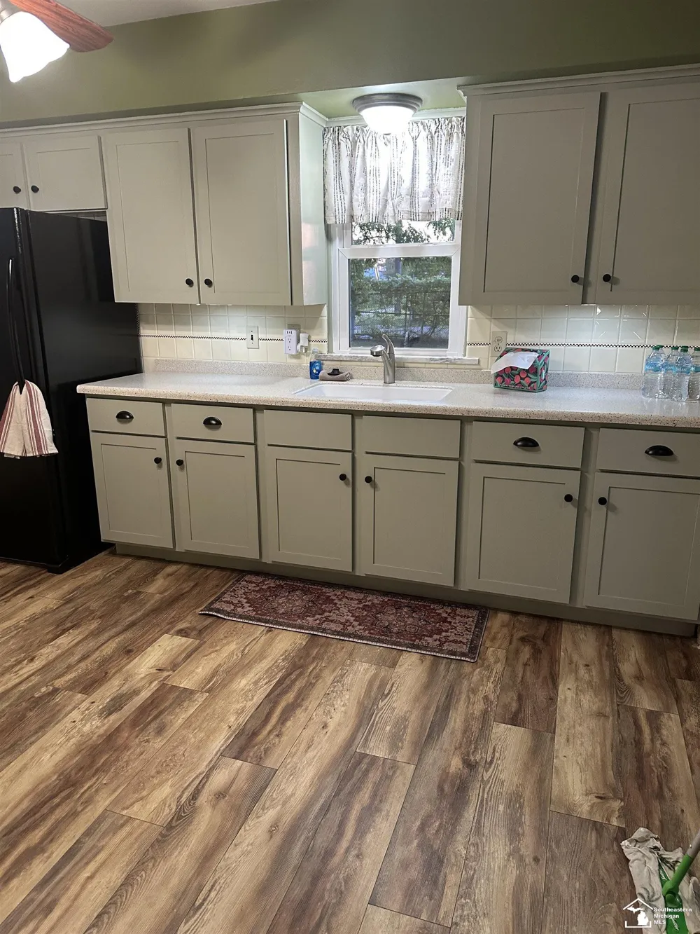2198 Moran Avenue Lincoln Park City, MI 48146