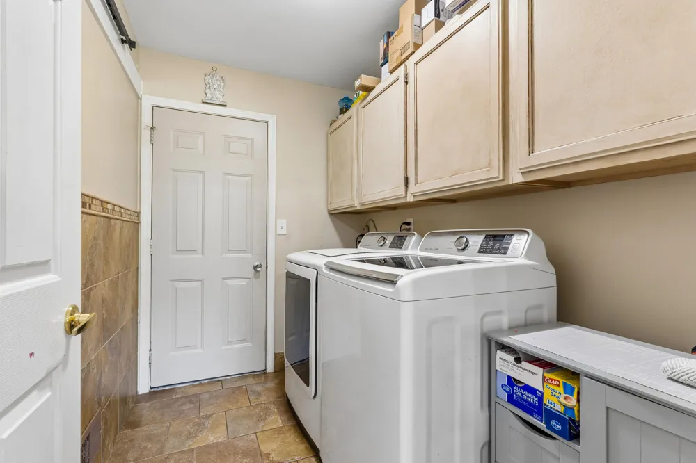 2164 Woodbine Drive Canton Charter Township, MI 48188