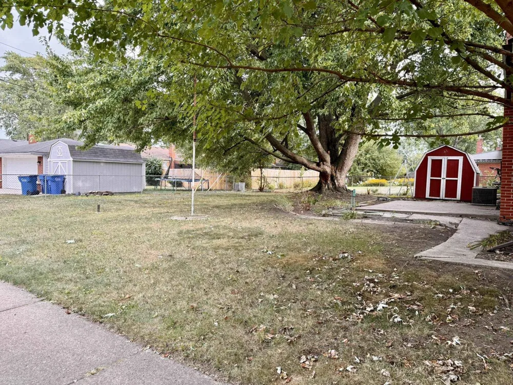 29868 Pinto Drive Warren City, MI 48093