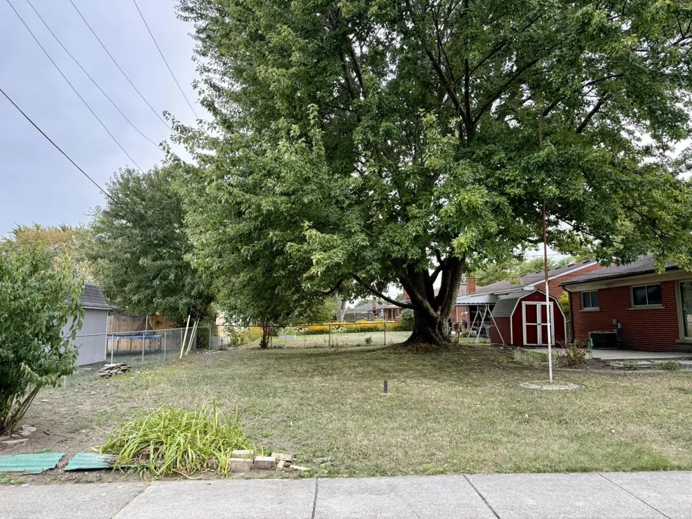 29868 Pinto Drive Warren City, MI 48093