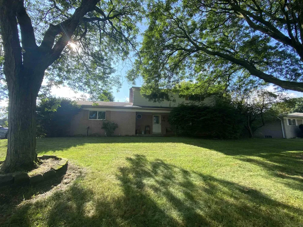 53695 Bramble Drive Shelby Charter Township, MI 48316
