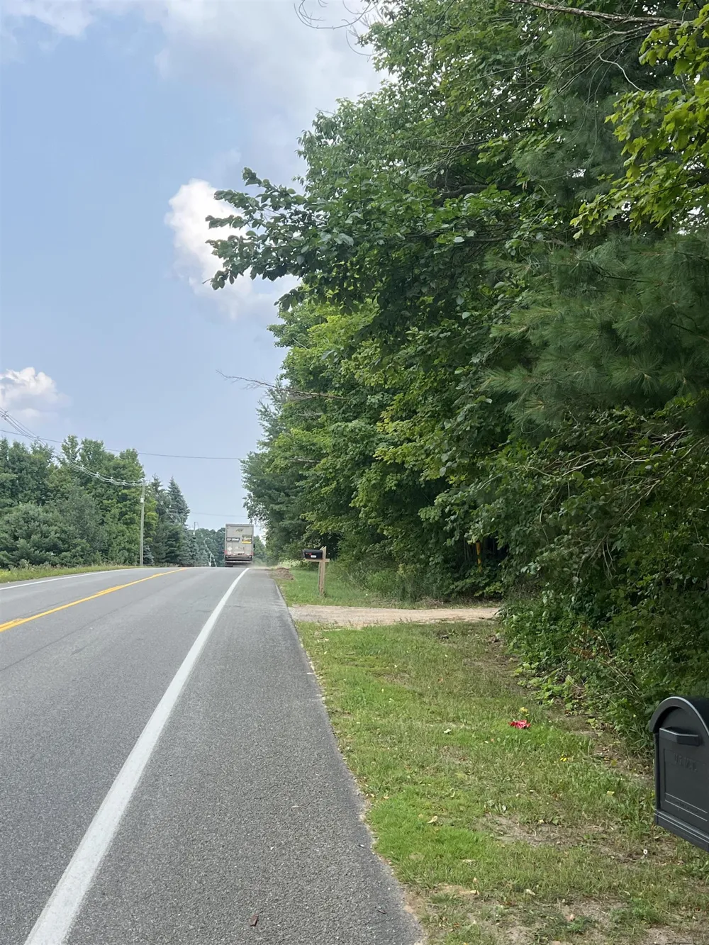 10317 North Long Lake Road Long Lake Township, MI 49685
