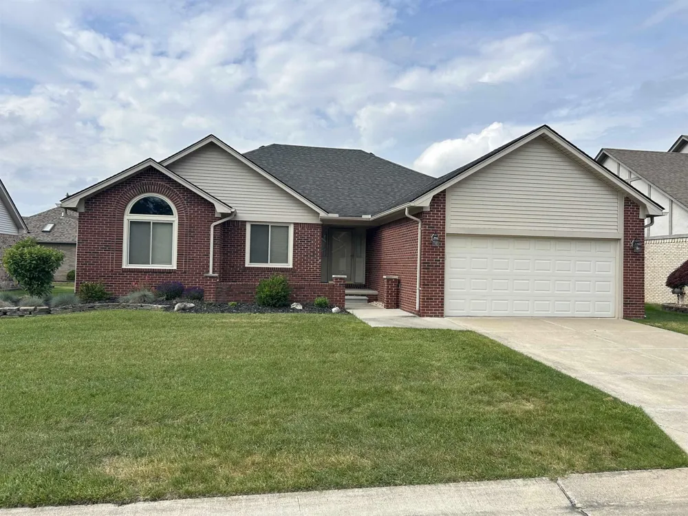 11297 Martha Drive Warren City, MI 48093