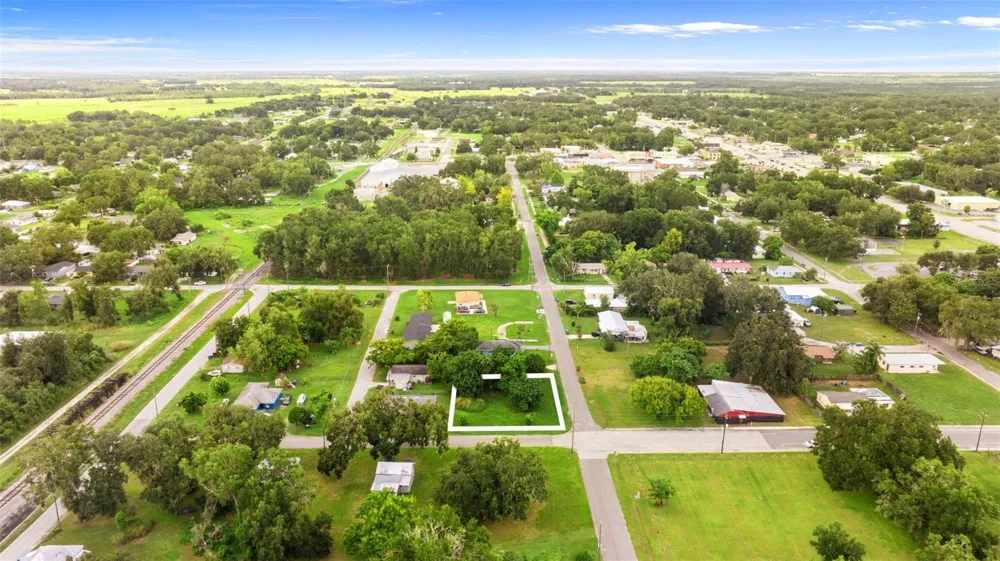 FRENCH AVENUE S Fort Meade, FL 33841