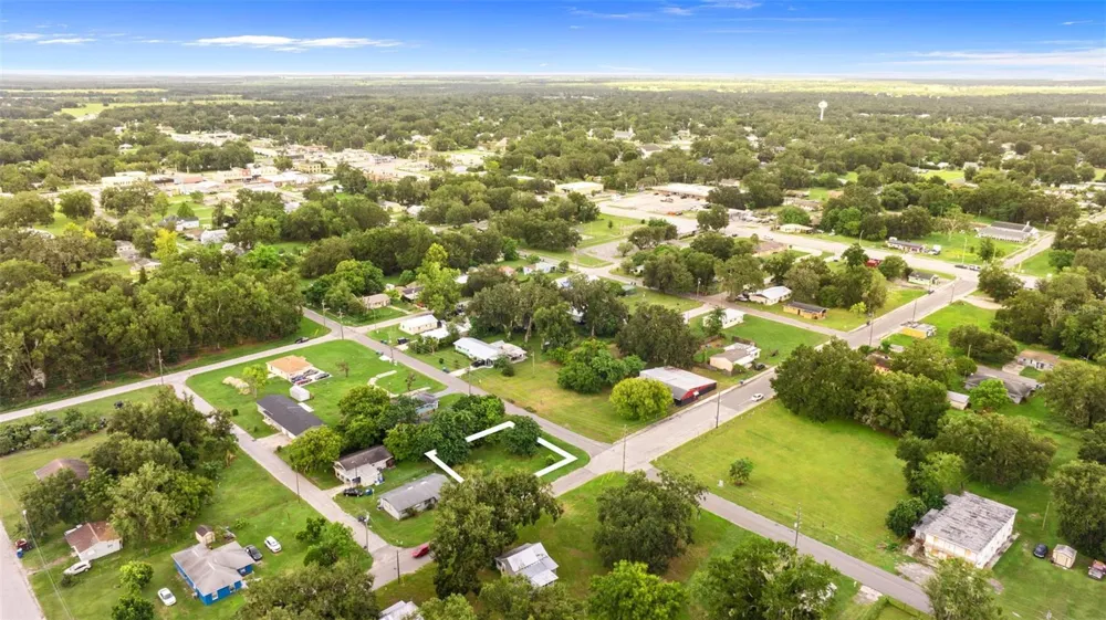 FRENCH AVENUE S Fort Meade, FL 33841