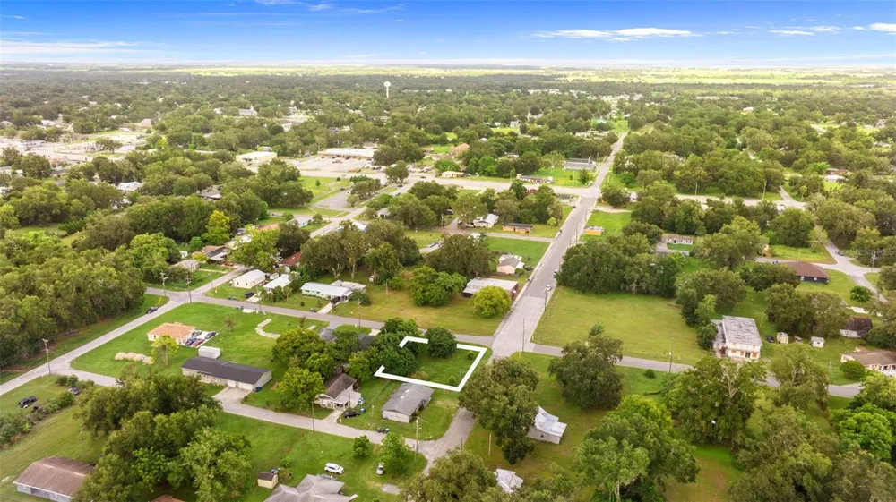 FRENCH AVENUE S Fort Meade, FL 33841