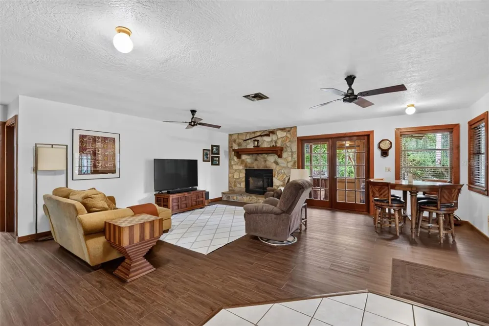 24939 OLD DEER ROAD Paisley, FL 32767