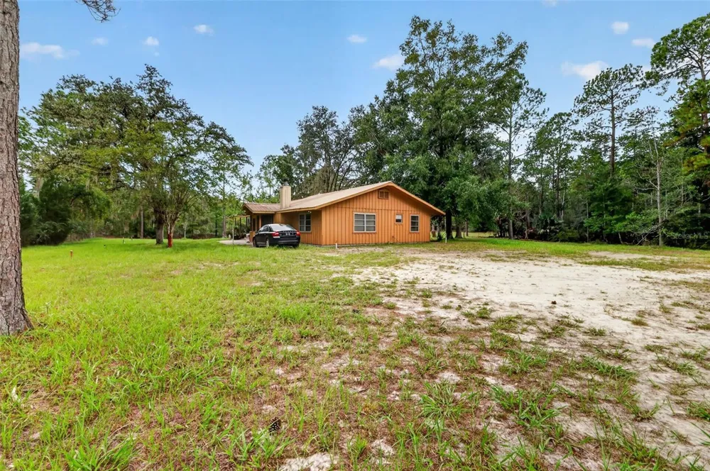 24939 OLD DEER ROAD Paisley, FL 32767