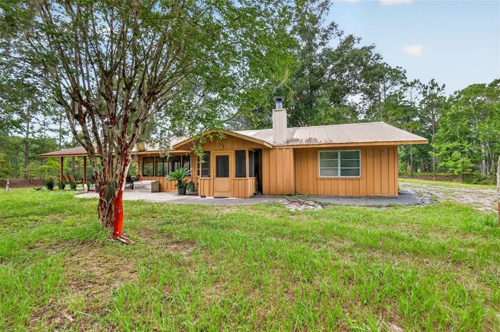 24939 OLD DEER ROAD Paisley, FL 32767