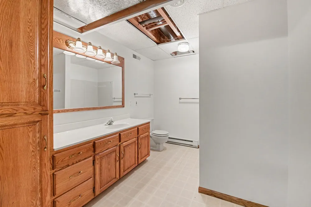 610 W Maple Street Edgerton, MN 56128