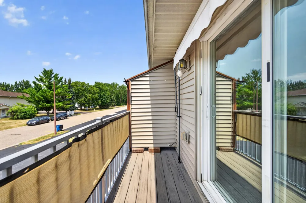 3276 Greenbrier Street #3276C Vadnais Heights, MN 55127