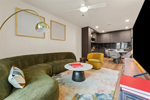 2323 S Lamar Boulevard #206