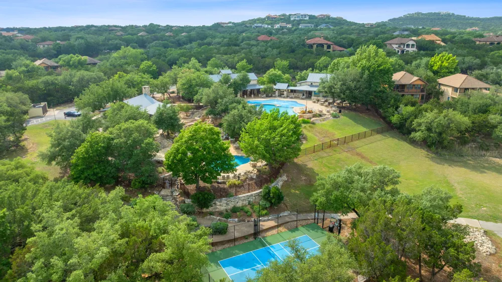 7201 Getaway Drive Jonestown, TX 78645