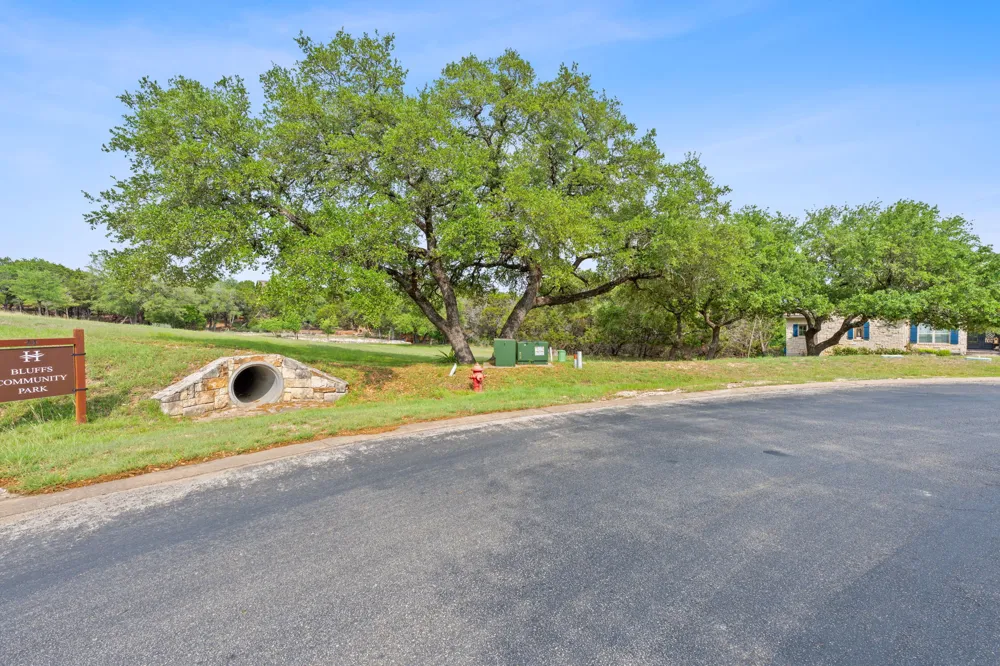 7201 Getaway Drive Jonestown, TX 78645