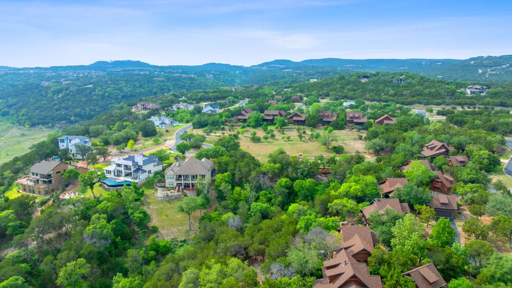 7201 Getaway Drive Jonestown, TX 78645