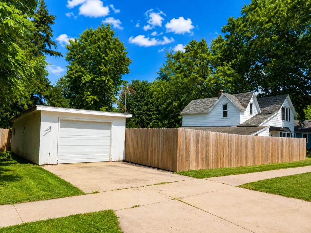 416 1st Street Kenyon, MN 55946