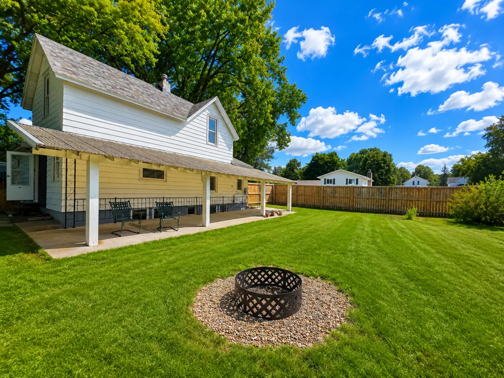 416 1st Street Kenyon, MN 55946