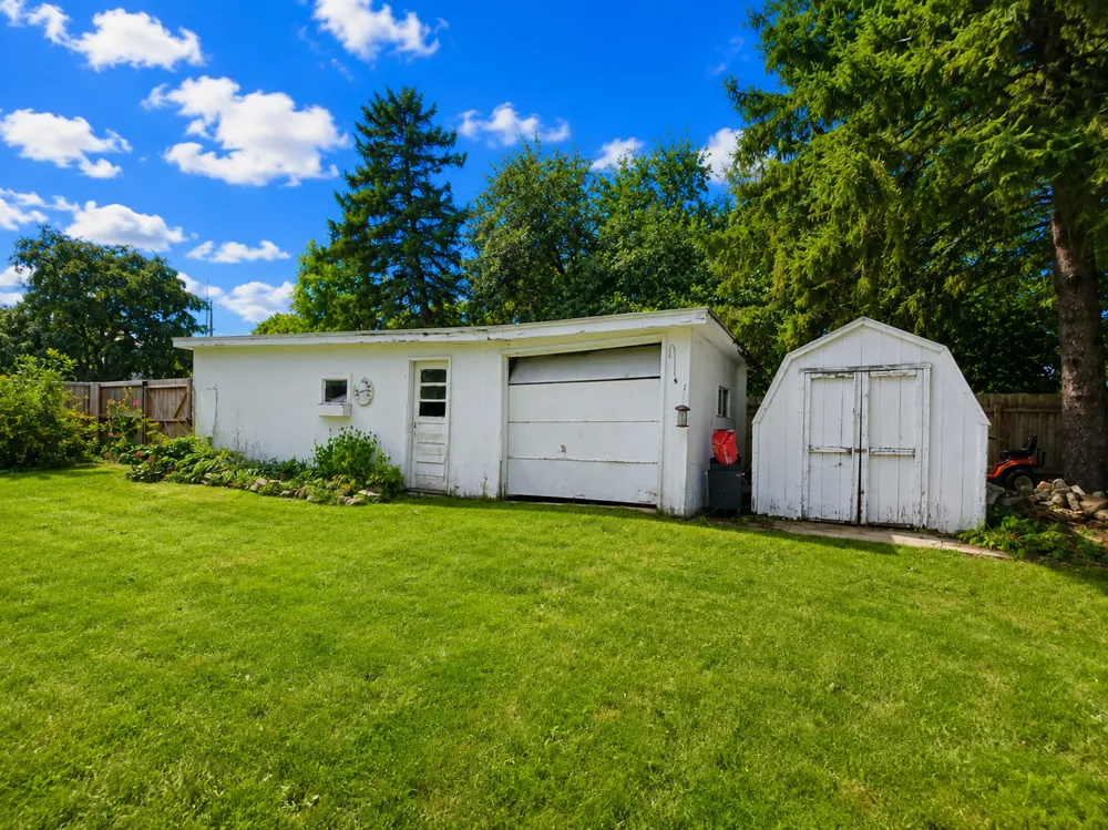 416 1st Street Kenyon, MN 55946