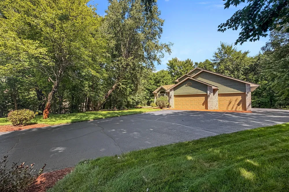 14927 Harpers Street NE Ham Lake, MN 55304