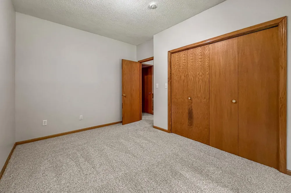 14927 Harpers Street NE Ham Lake, MN 55304