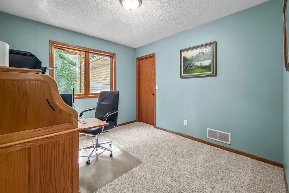 14927 Harpers Street NE Ham Lake, MN 55304