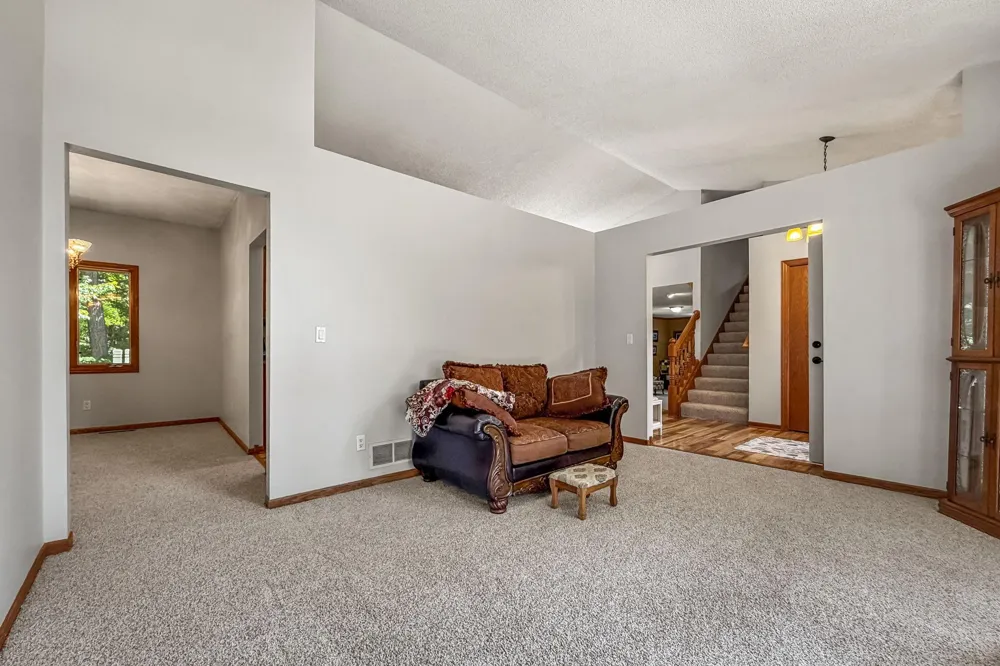 14927 Harpers Street NE Ham Lake, MN 55304