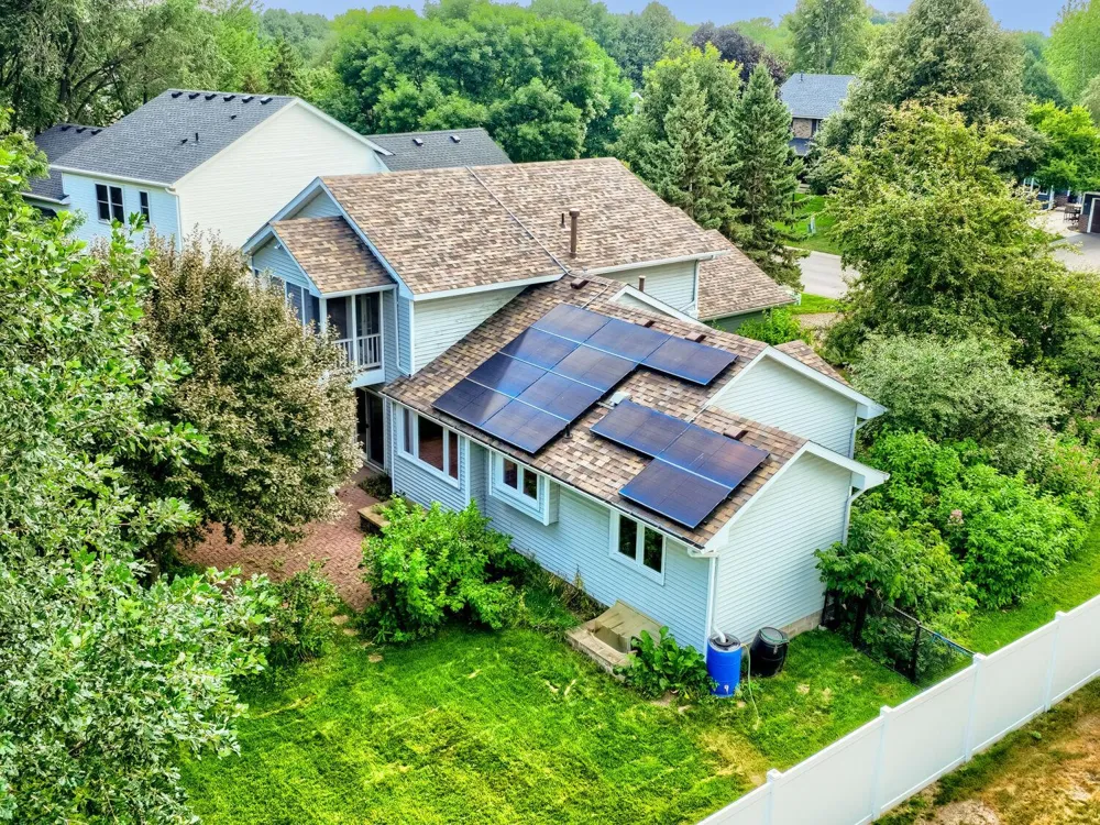 1119 Bonnieview Drive Woodbury, MN 55129