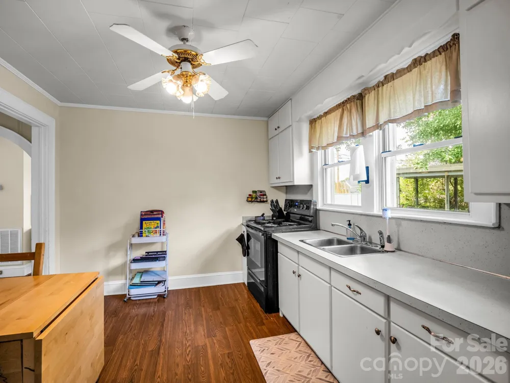1302 Startown Road Lincolnton, NC 28092