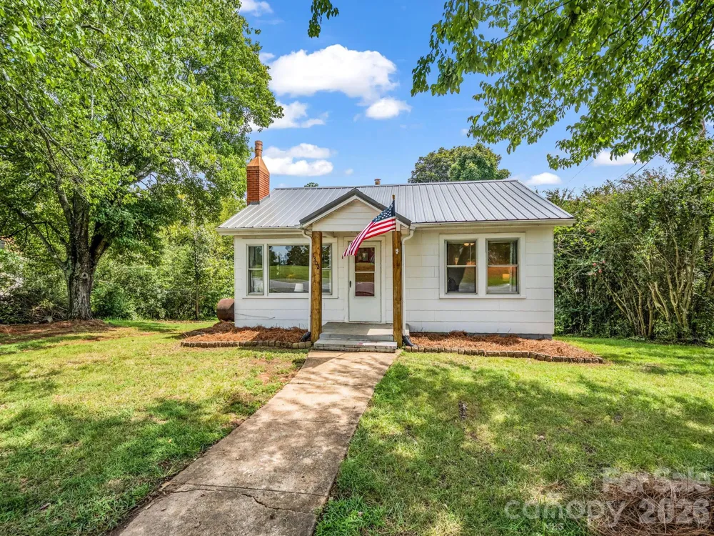1302 Startown Road Lincolnton, NC 28092