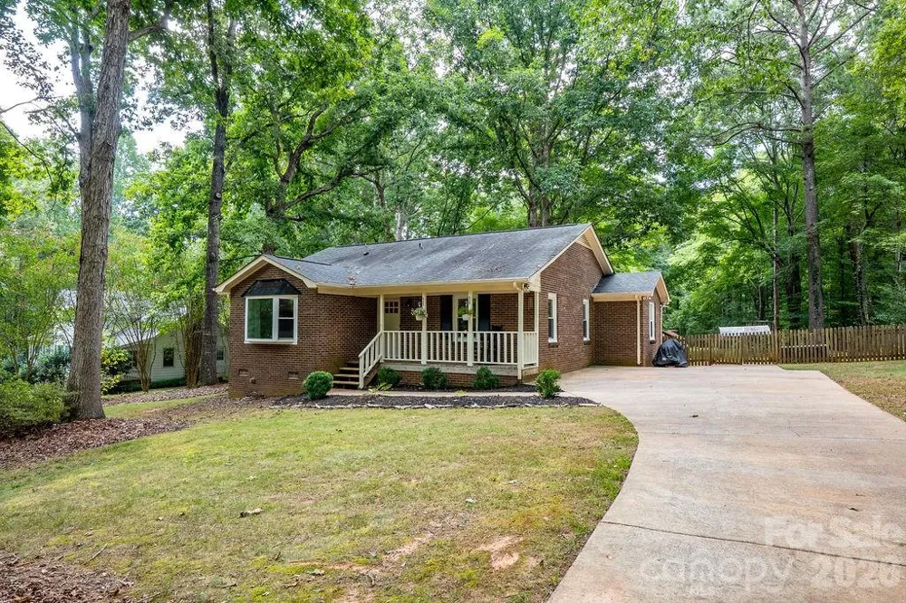 6713 High Gap Road Waxhaw, NC 28173
