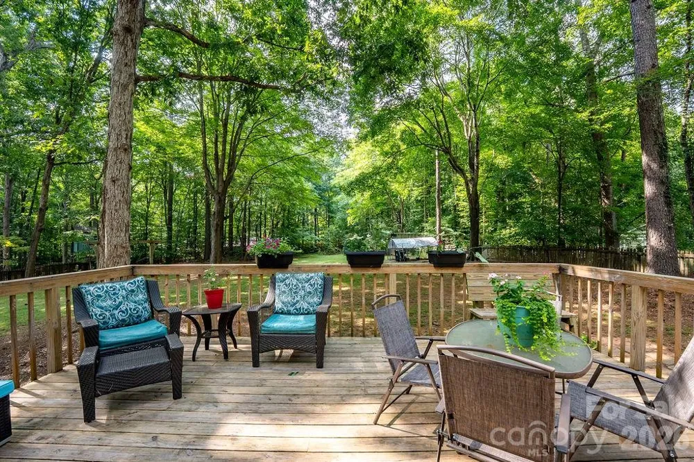 6713 High Gap Road Waxhaw, NC 28173