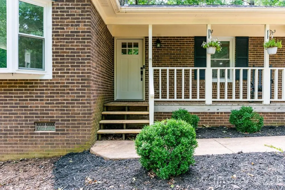 6713 High Gap Road Waxhaw, NC 28173