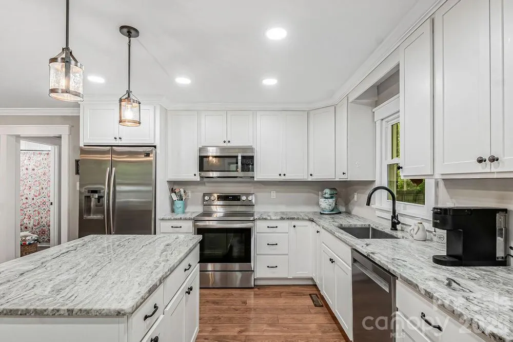 6713 High Gap Road Waxhaw, NC 28173
