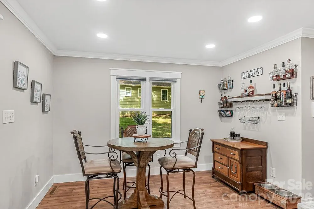 6713 High Gap Road Waxhaw, NC 28173