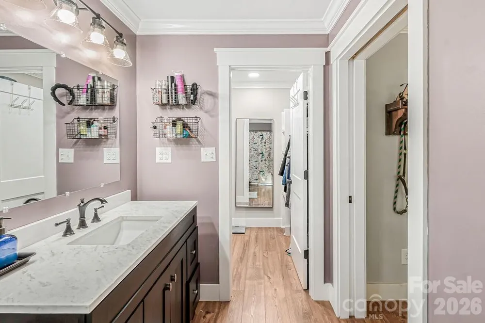 6713 High Gap Road Waxhaw, NC 28173