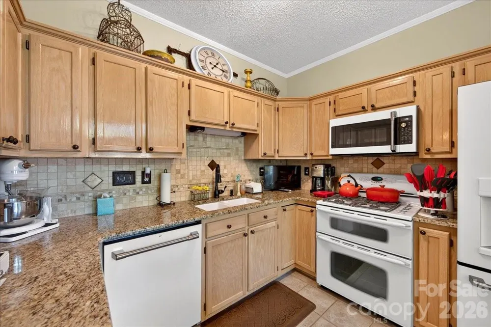3508 Mallard Cove Court Charlotte, NC 28269