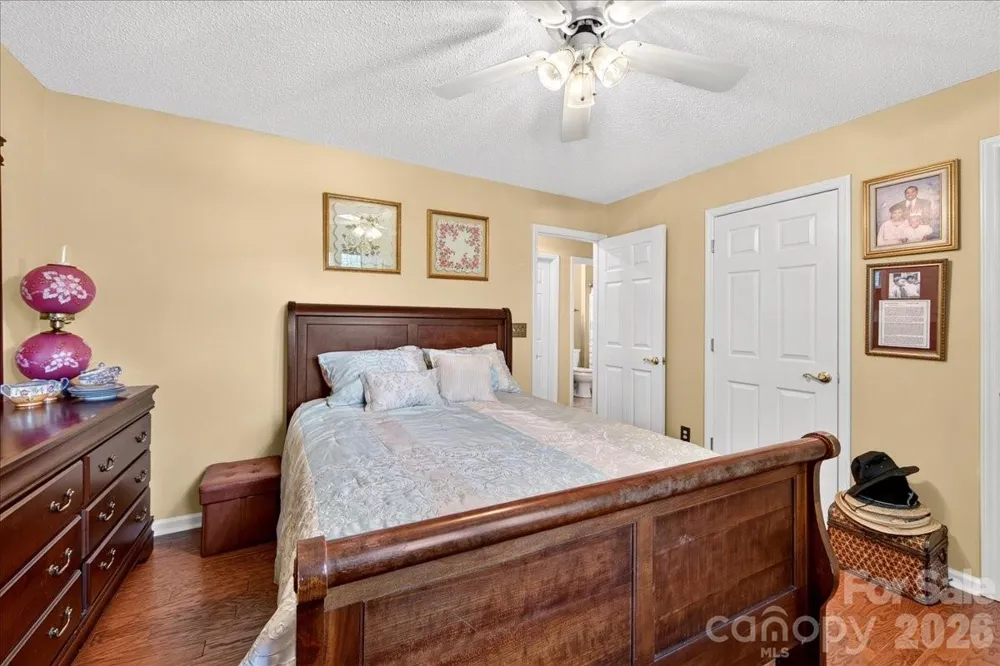 3508 Mallard Cove Court Charlotte, NC 28269