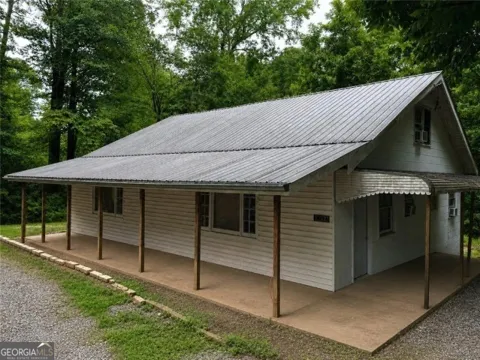 1442 S Main ST