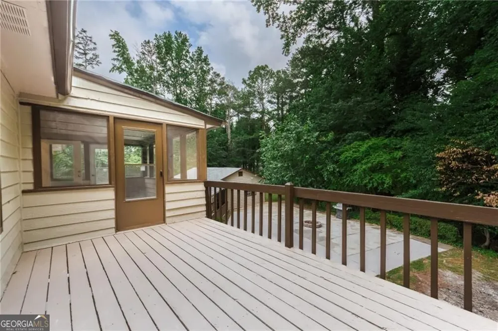 1929 Sharon RD Cumming, GA 30041