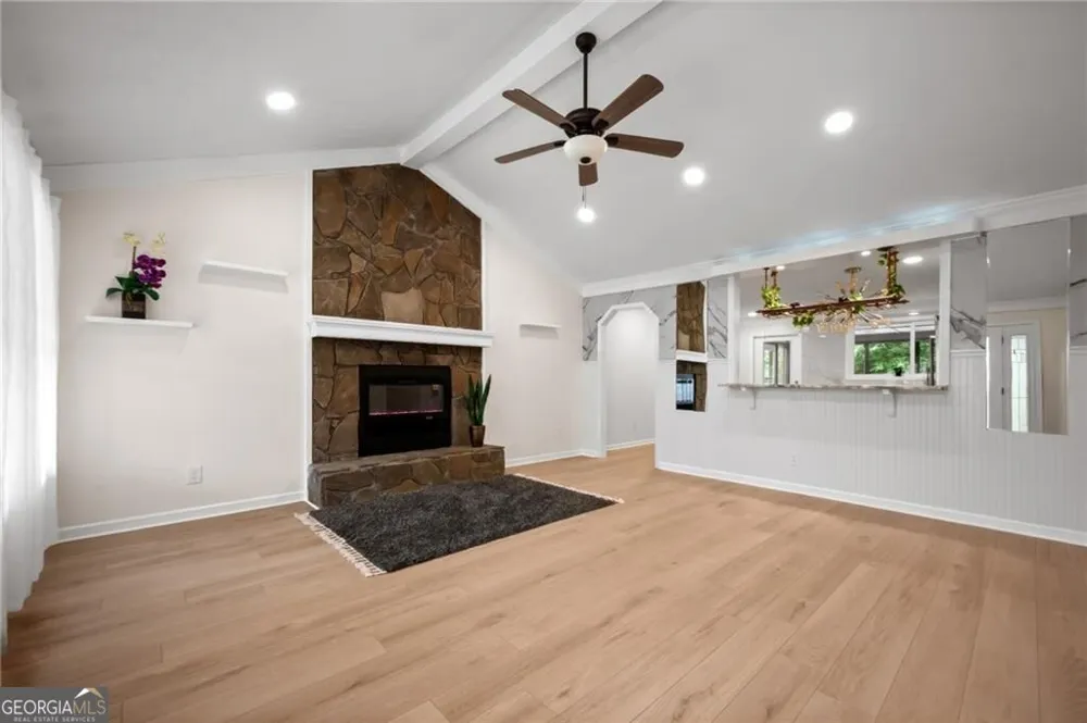 1929 Sharon RD Cumming, GA 30041