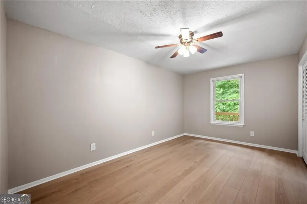 1929 Sharon RD Cumming, GA 30041