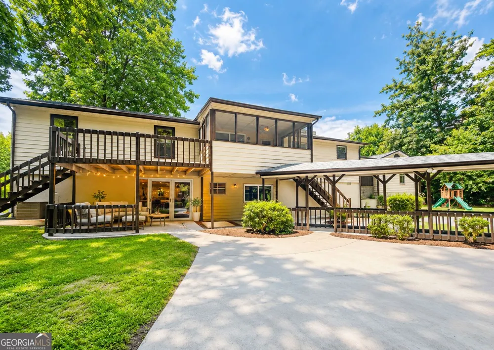 1929 Sharon RD Cumming, GA 30041